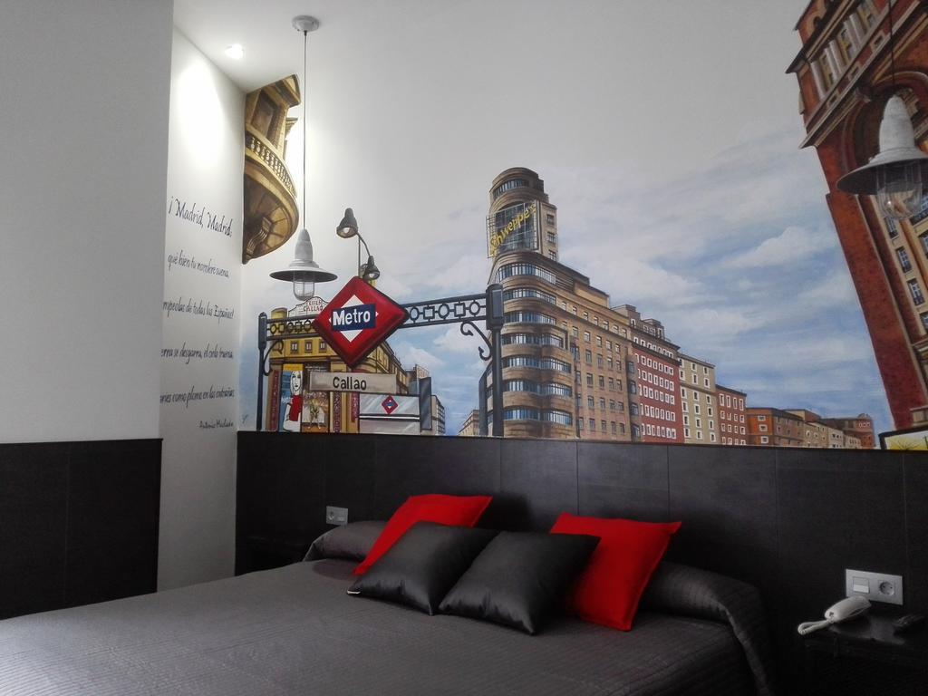 Hostal Lauria Madrid Kültér fotó